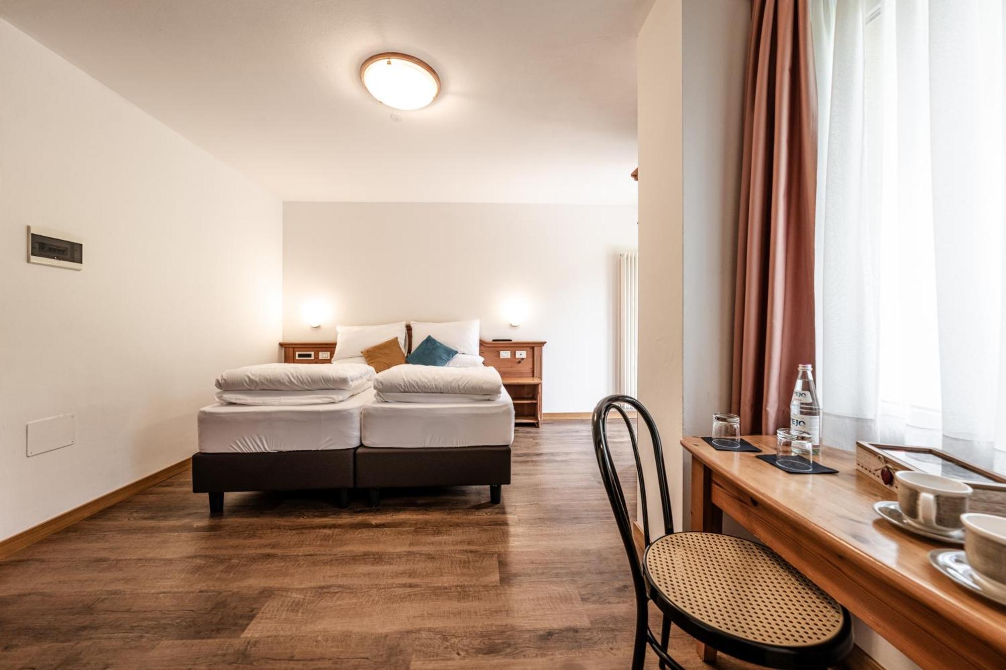 Hotel La Noria Commezzadura Extérieur photo