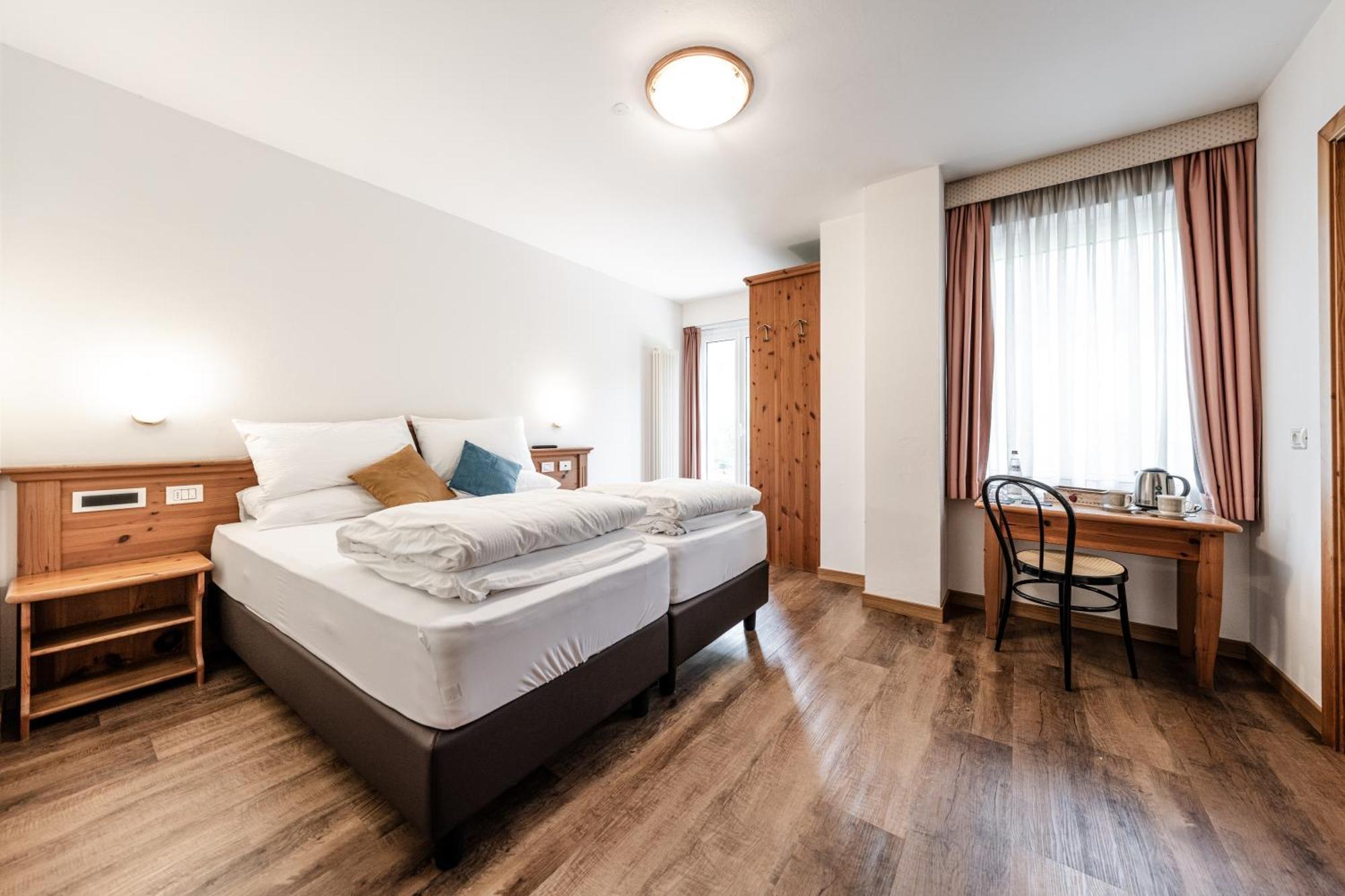 Hotel La Noria Commezzadura Extérieur photo