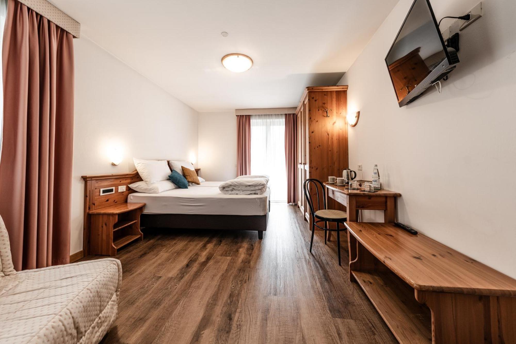 Hotel La Noria Commezzadura Extérieur photo