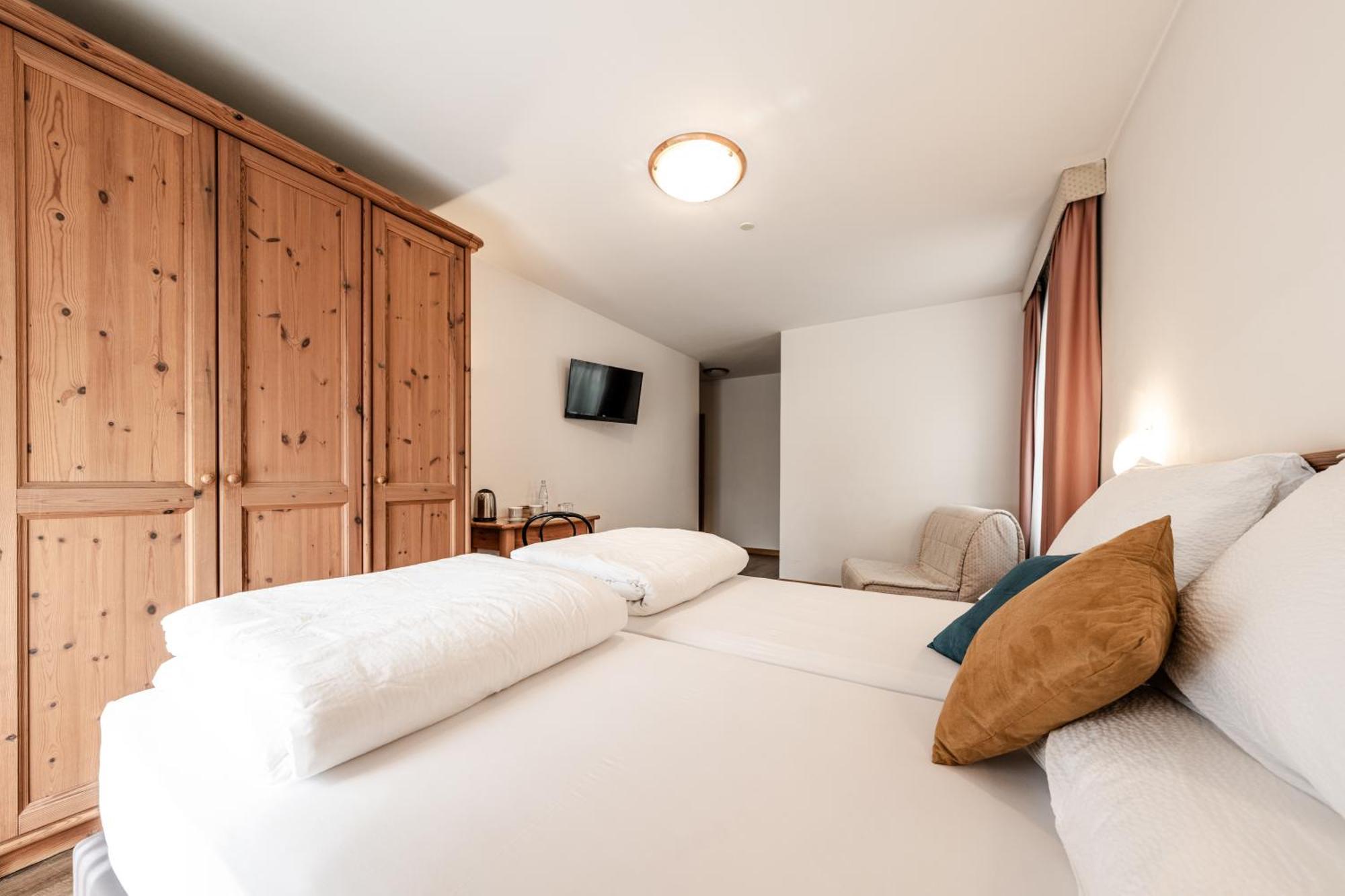Hotel La Noria Commezzadura Extérieur photo