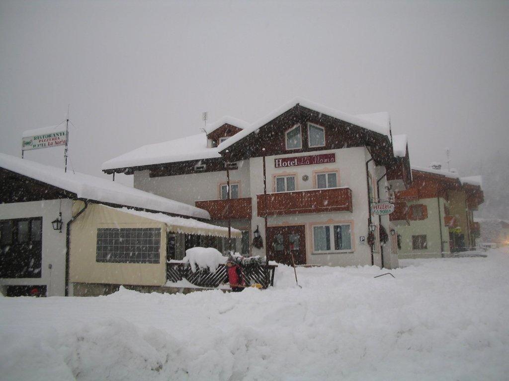 Hotel La Noria Commezzadura Extérieur photo