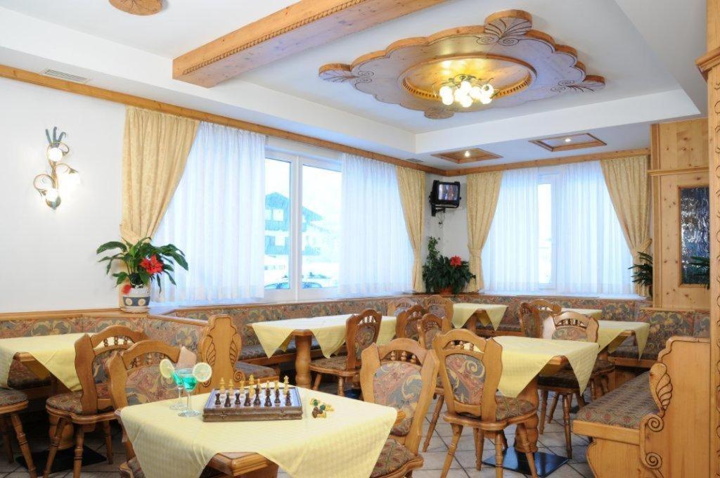 Hotel La Noria Commezzadura Extérieur photo